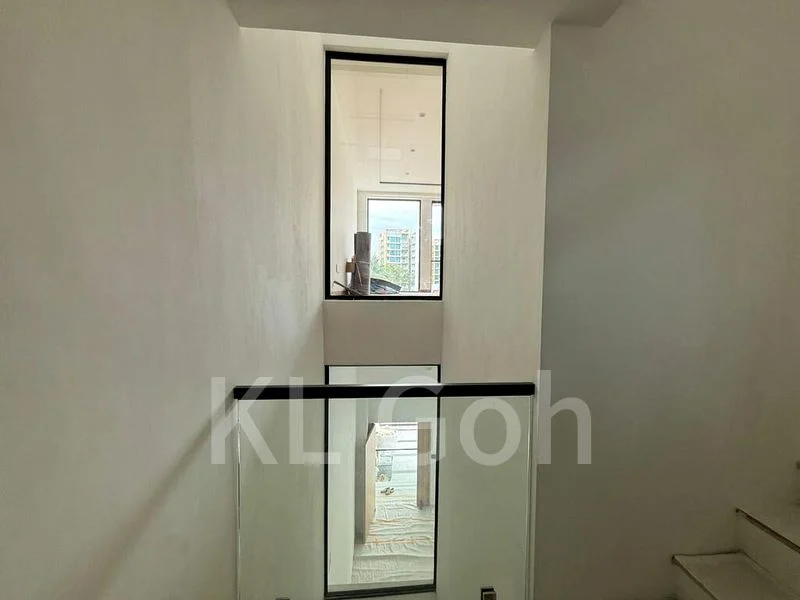 6 Bed Corner Terrace (Landed) for Sale in  The Glades - Image 6