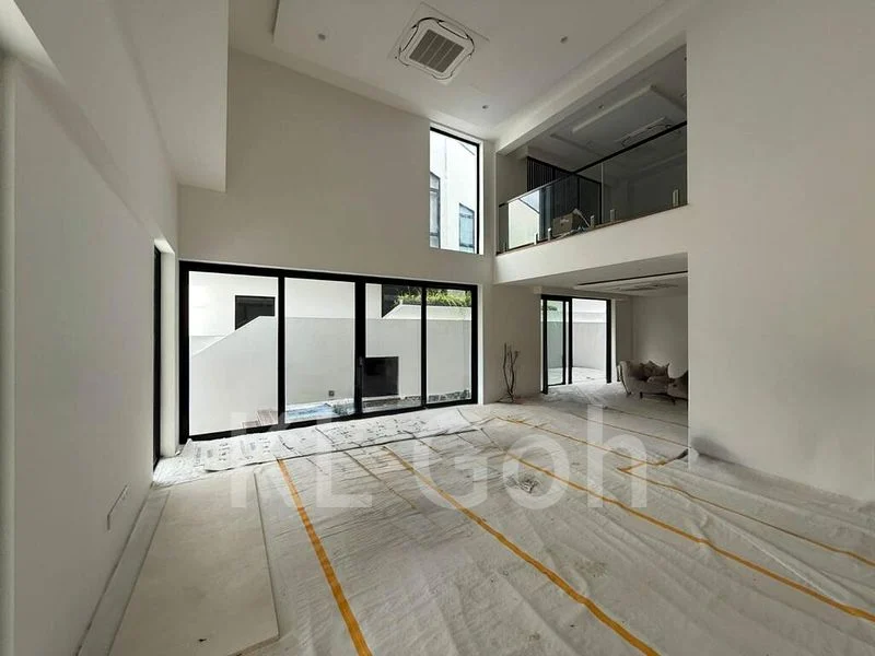 6 Bed Corner Terrace (Landed) for Sale in  The Glades - Image 9