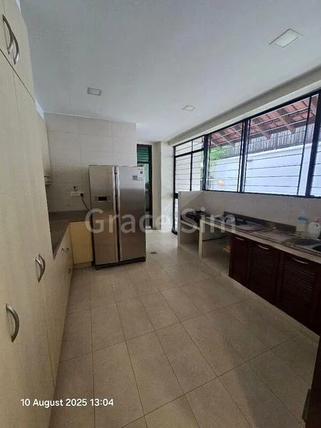 6 Bed Bungalow (Landed) for Sale in  Petir Road - Image 7