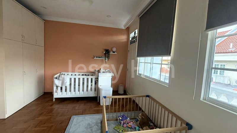 4+1 Bed Semi-Detached House (Landed) for Sale in  Bedok Avenue - Image 6