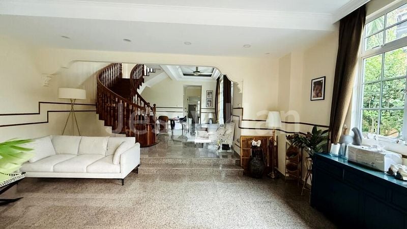 4+1 Bed Semi-Detached House (Landed) for Sale in  Bedok Avenue - Image 2