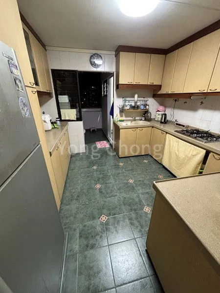 Common Room (HDB) for Rent in  930 Hougang Street 91 - Image 3