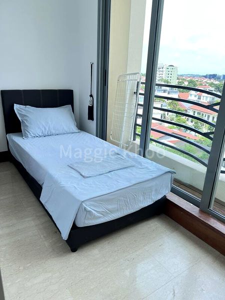 Common Room (Condo) for Rent in  Sunhaven - Image 2