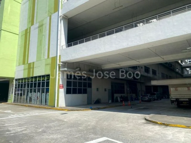 Factory / Workshop (B2) for Rent: Yishun B2 Ground Floor | 6m Ceiling | Toilet | Available Now - Image 6