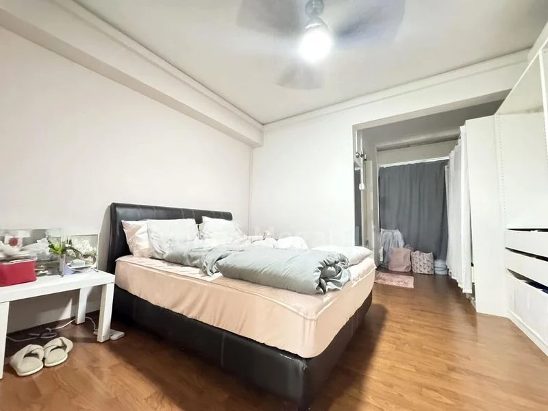 4 Room (4A) HDB for Sale in  425 Serangoon Avenue 1 - Image 3