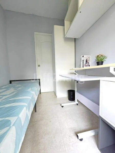 Common Room (Condo) for Rent in  Eight Riversuites - Image 3