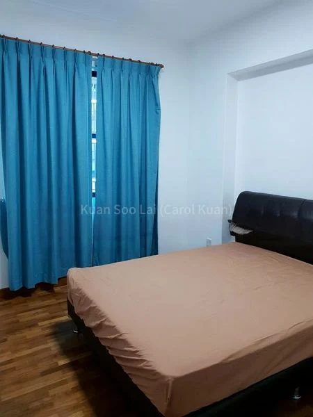 3 Bed Condo for Rent in  Westmere - Image 11