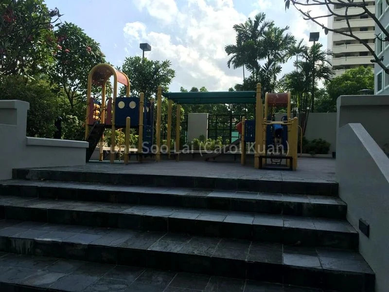 3 Bed Condo for Rent in  Westmere - Image 5