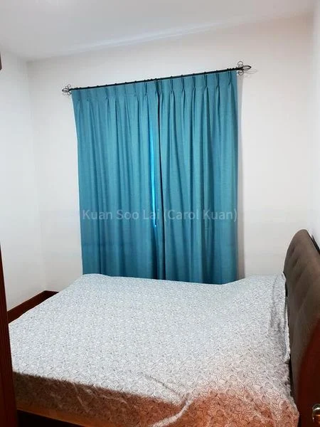 3 Bed Condo for Rent in  Westmere - Image 8