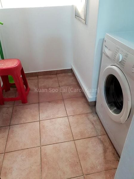 3 Bed Condo for Rent in  Westmere - Image 6