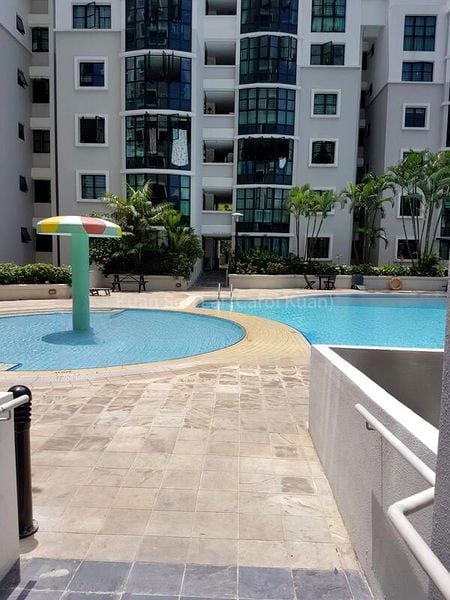 3 Bed Condo for Rent in  Westmere - Image 3