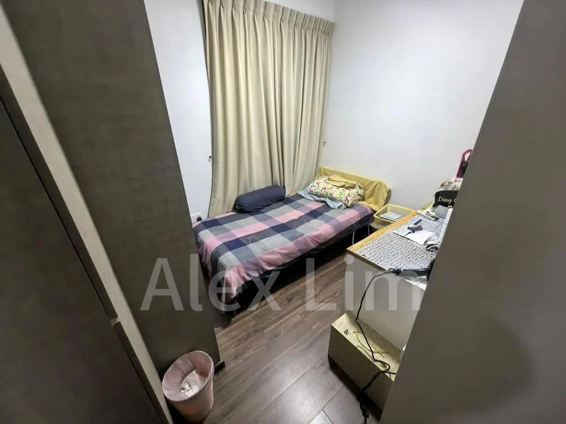 Common Room (Condo) for Rent in  Bellewoods - Image 7