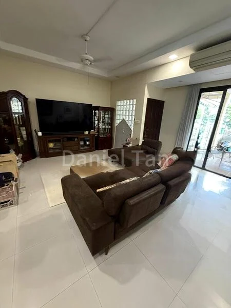 4 Bed Terraced House (Landed) for Rent in  Airview Park - Image 1