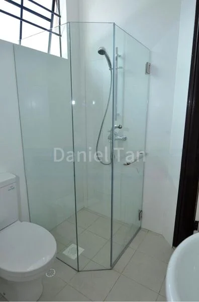 4 Bed Terraced House (Landed) for Rent in  Airview Park - Image 14