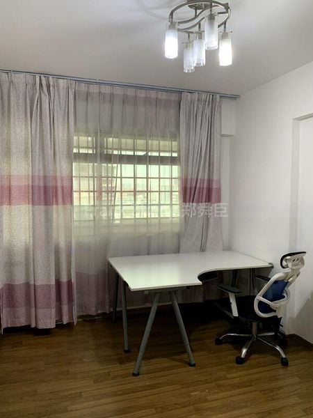 4 Room (4A) HDB for Rent in  143 Lorong 2 Toa Payoh - Image 11