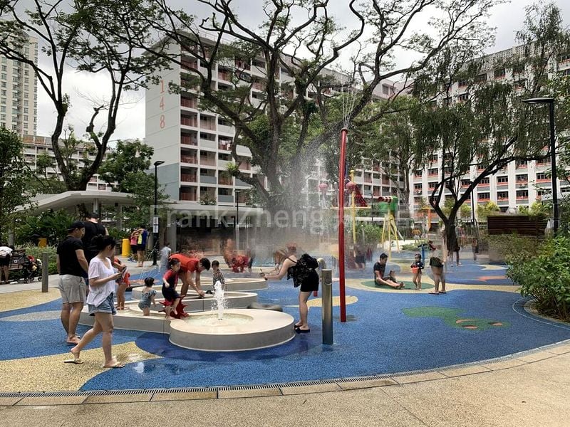 4 Room (4A) HDB for Rent in  143 Lorong 2 Toa Payoh - Image 3