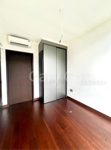 2 Bed Condo for Sale in  The Commodore - Image 4