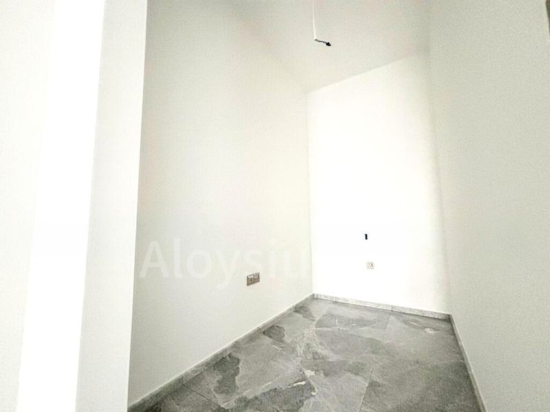 3 Bed Condo for Rent in  Newport Residences / Newport Tower - Image 2