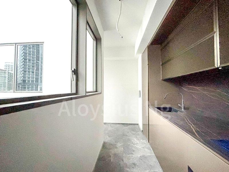 3 Bed Condo for Rent in  Newport Residences / Newport Tower - Image 4