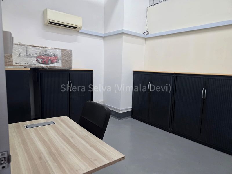 Light Industrial (B1) for Rent in  Nordcom Two - Image 2