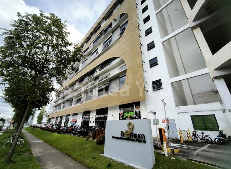 E9 Premium - Image 3