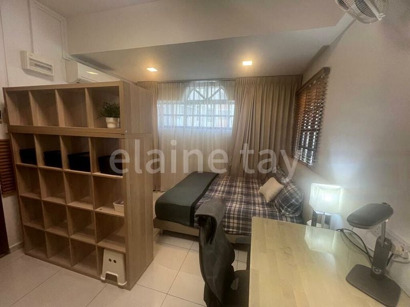 4 Bed Apartment (Condo) for Sale in  People's Park Complex - Image 5