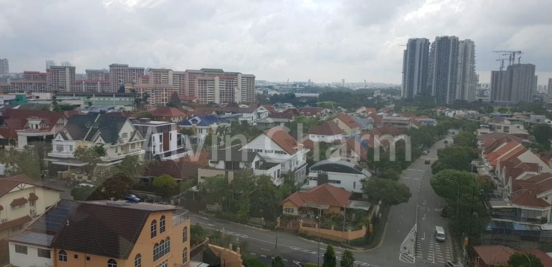 Office for Sale in One Pemimpin - Image 3