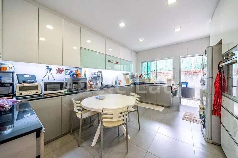 3 Bed Bungalow (Landed) for Sale in  Windsor Park - Image 7