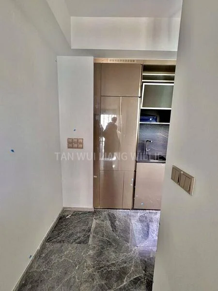 2 Bed Condo for Rent in  Newport Residences / Newport Tower - Image 4