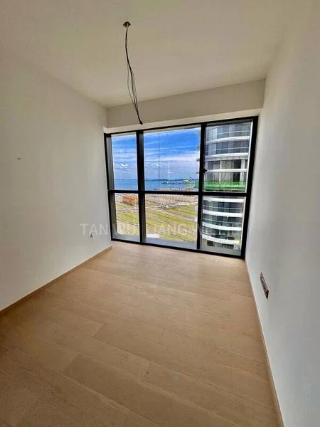 2 Bed Condo for Rent in  Newport Residences / Newport Tower - Image 1