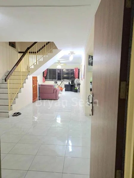 Maisonette HDB for Rent in  863 Tampines Street 83 - Image 3