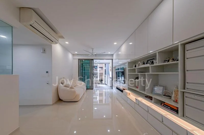 3 Bed Executive Condo for Sale in  The Terrace - Image 14