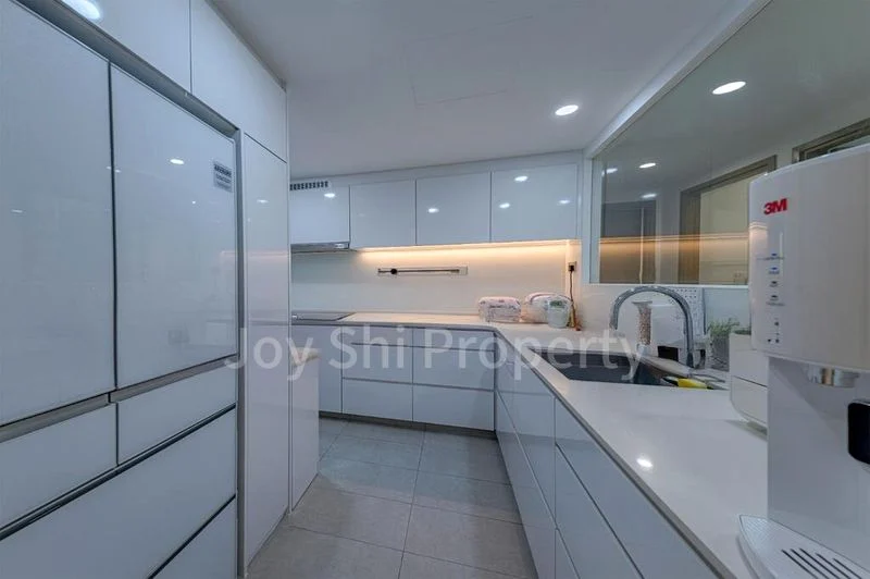 3 Bed Executive Condo for Sale in  The Terrace - Image 11