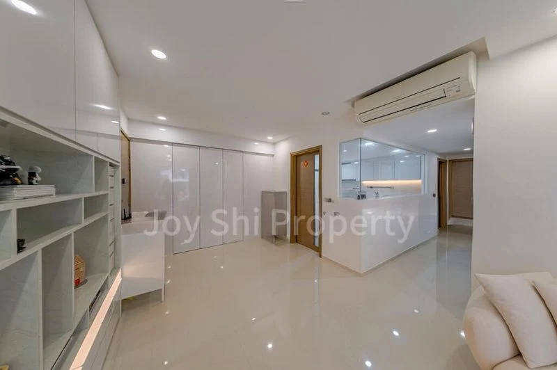 3 Bed Executive Condo for Sale in  The Terrace - Image 12