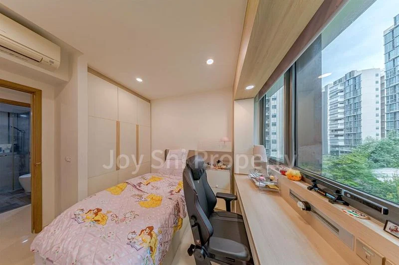 3 Bed Executive Condo for Sale in  The Terrace - Image 7