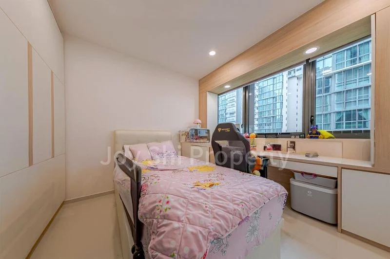 3 Bed Executive Condo for Sale in  The Terrace - Image 8