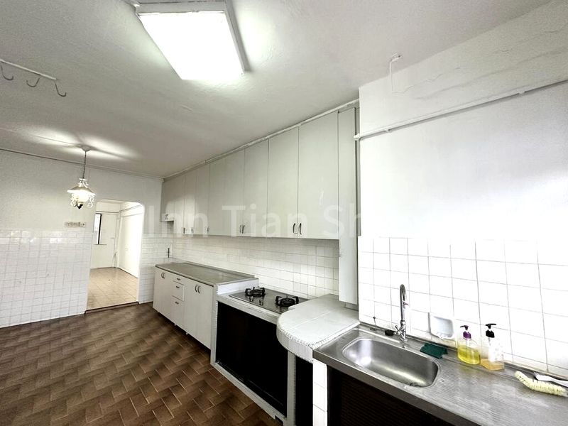 3 Room (3NG) HDB for Sale in 602 Clementi West Street 1 - Image 6