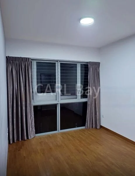 3 Bed Condo for Rent in  Hillsta - Image 6