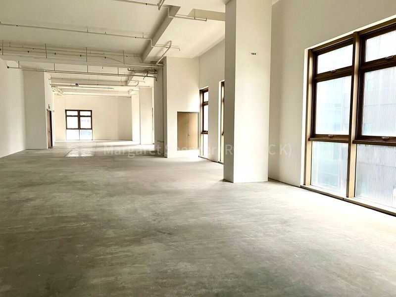 Office for Rent: OC @ Pasir Panjang - Image 1