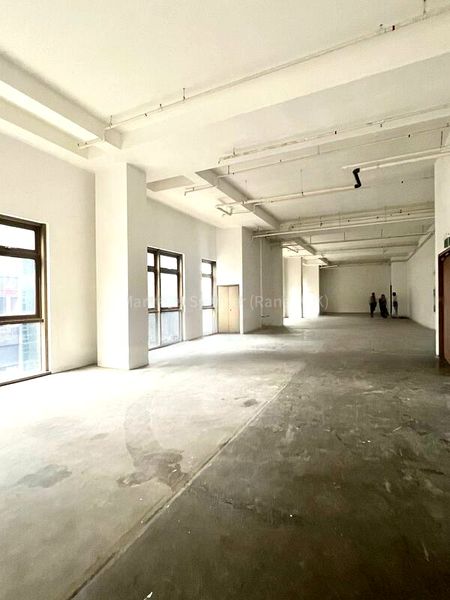 Office for Rent: OC @ Pasir Panjang - Image 2