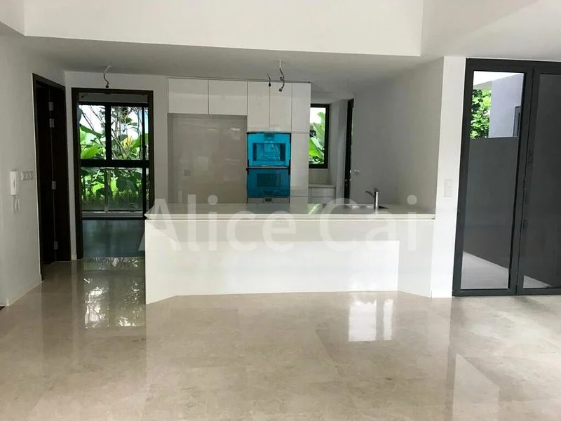 4 Bed Condo for Rent in  The Avenir - Image 2