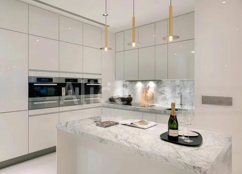 4 Bed Condo for Rent in  The Avenir - Image 3