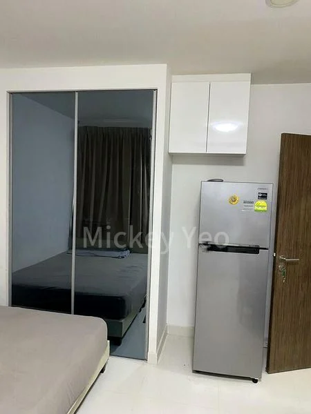 1 Bed Condo for Rent in  Kensington Square - Image 5