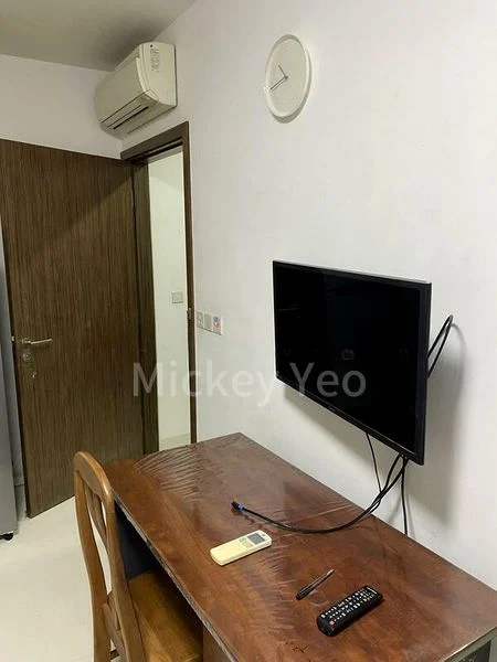 1 Bed Condo for Rent in  Kensington Square - Image 6