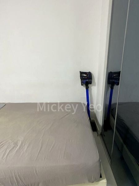 1 Bed Condo for Rent in  Kensington Square - Image 4