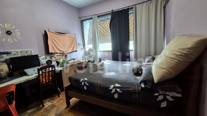 4+1 Bed Terraced House (Landed) for Sale in Kembangan Estate - Image 3