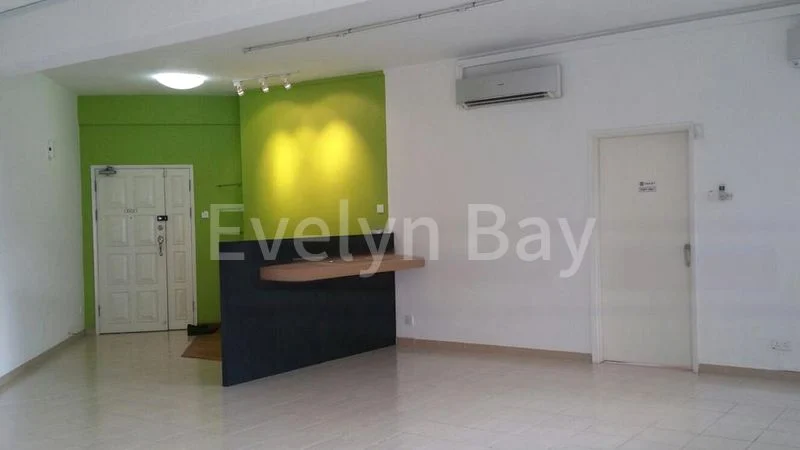 3 Bed Condo for Rent in  Far Horizon Garden - Image 2