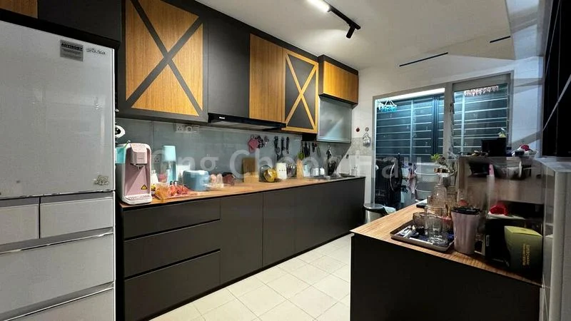 5 Room (5I) HDB for Sale in  120B Canberra Crescent - Image 6