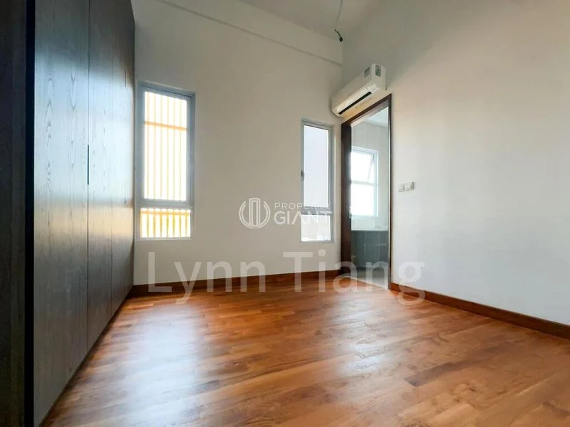 6 Bed Terraced House (Landed) for Sale in Toh Estate - Image 11