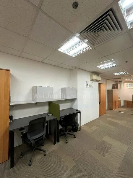 Office for Sale: International Plaza - Image 4